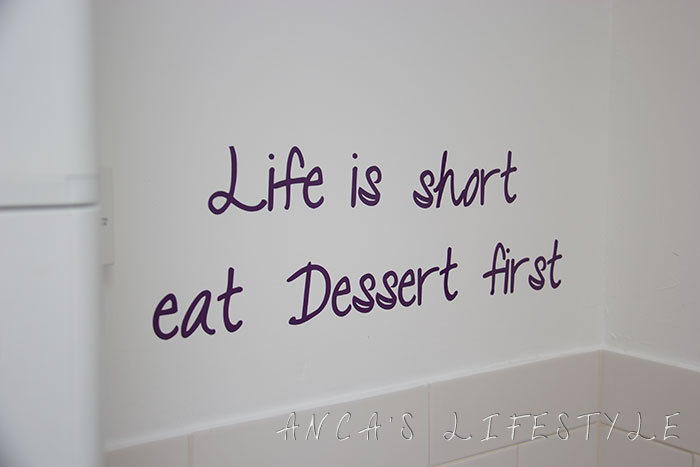 01 Life is short, eat dessert first stickers wall art