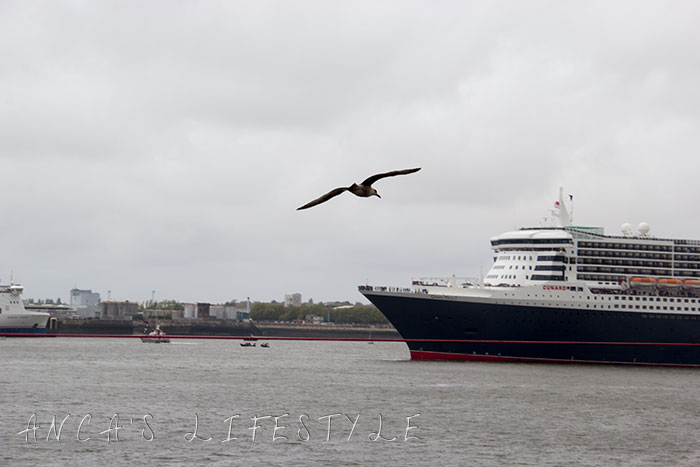 08 Three Queens in One Magnificent City