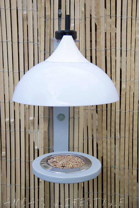 12 Garden decor bird feeder with lights