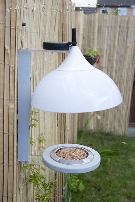 13 Garden decor bird feeder with lights