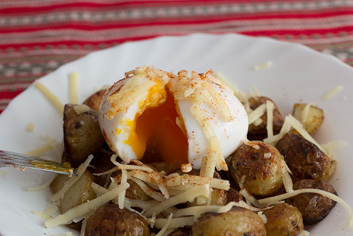 Duck-egg-roasted-potatoes