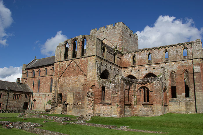 01 Lanercost Priory