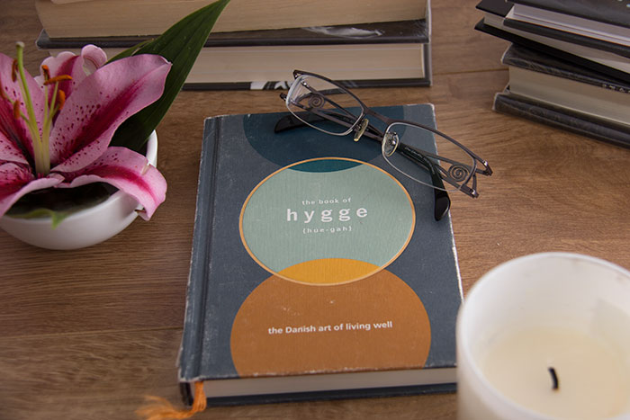 The book of Hygge. The Danish art of living well by Louisa Thomsen Brits