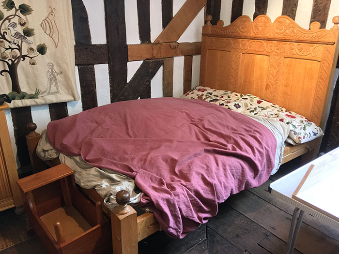 Ford Green Hall. Bedroom