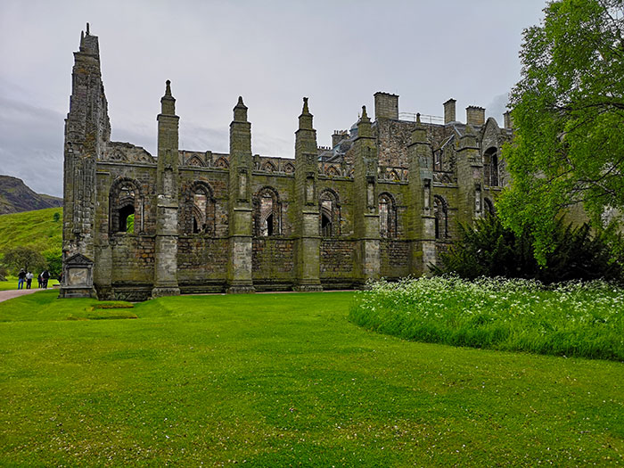 Palace of Holyroodhouse - Holyrood abbey