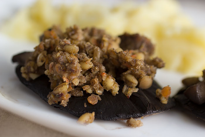 Mushrooms stuffed with Haggis