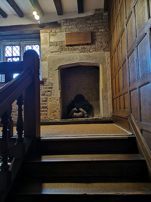 Fireplace in the staircase