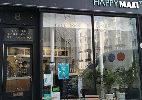 Happy Maki. Exterior