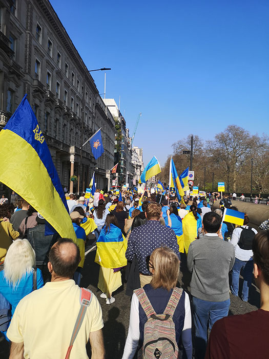 Slava Ukrayini march