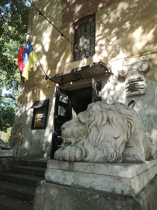 Lion at the Gunpower Tower